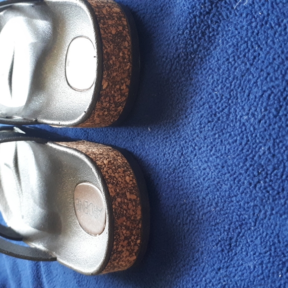 Ardene Slides 6.5 - Picture 7 of 8